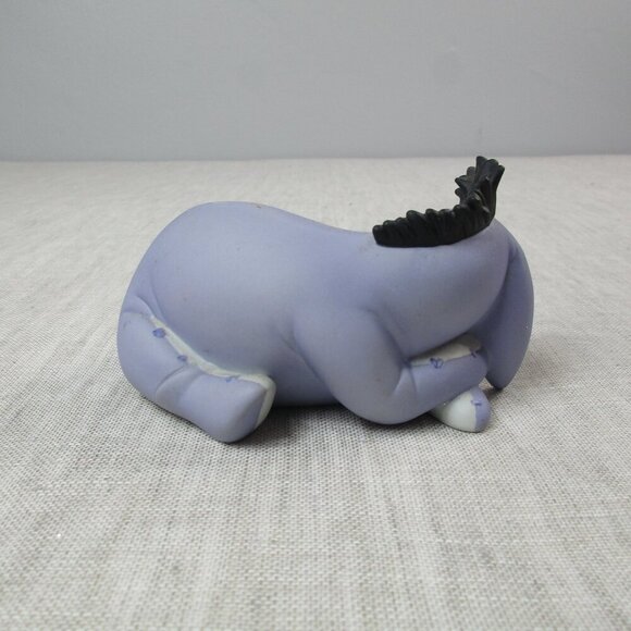 Eeyore Figurine Disney Pooh & Friends Birthday They Come They Go They Come Again - Picture 2 of 5